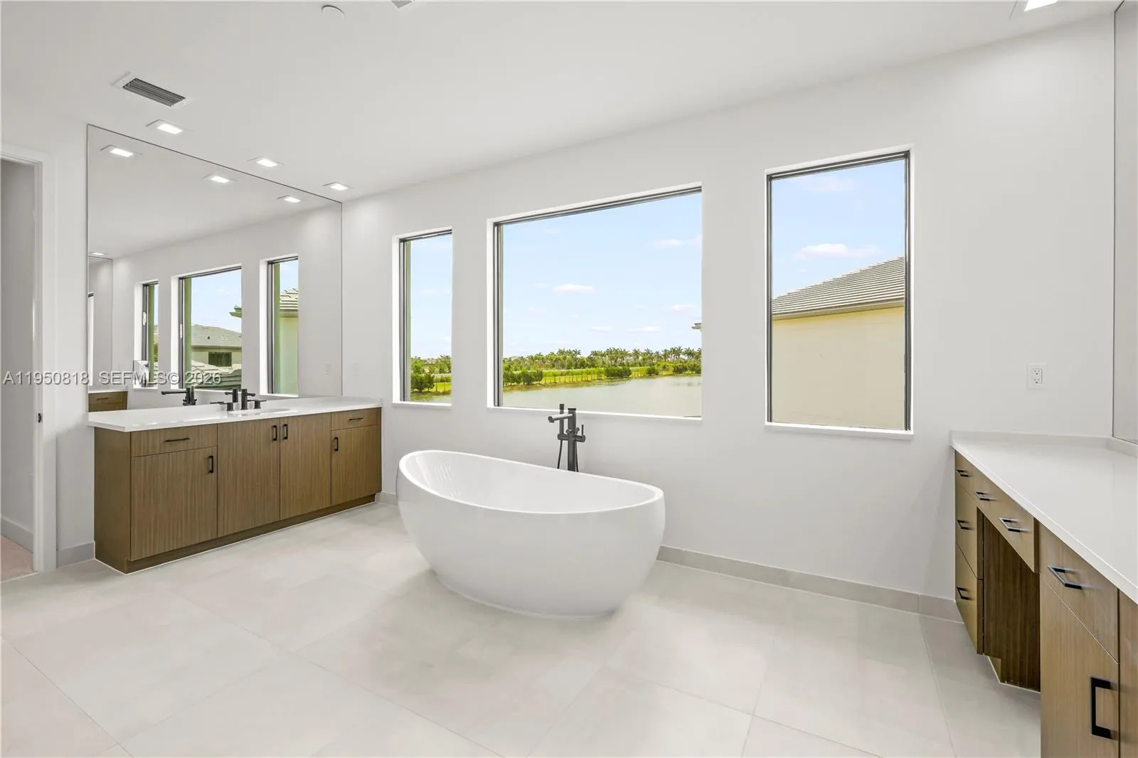 Property photo 86