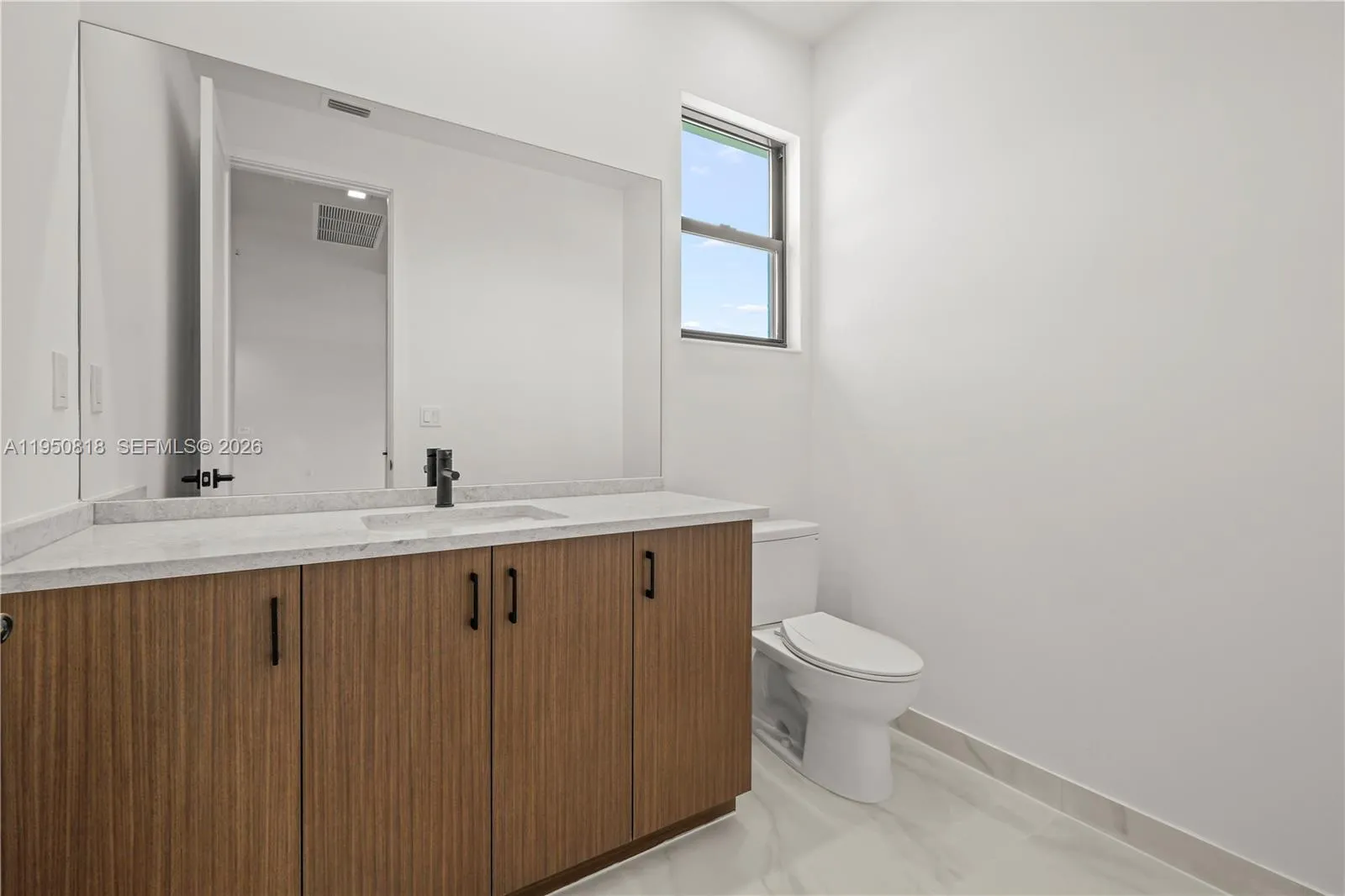 Property photo 112