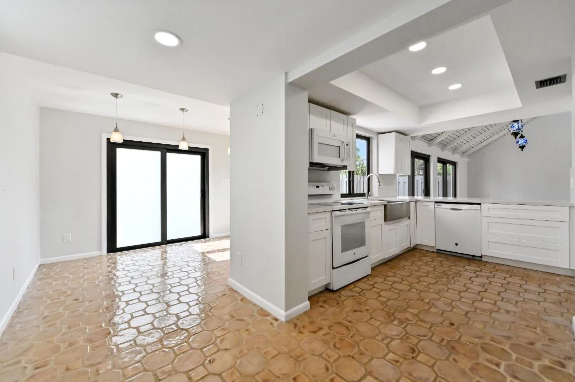 16 kitchen 04