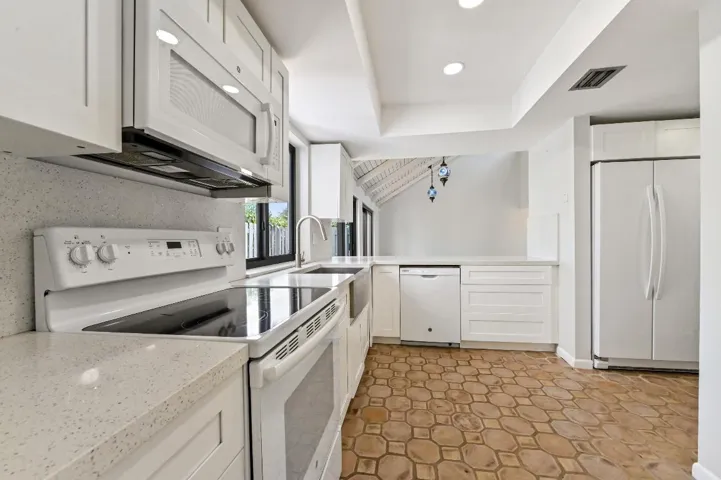 15 kitchen 03