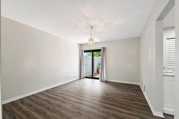 26 bedroom 01
