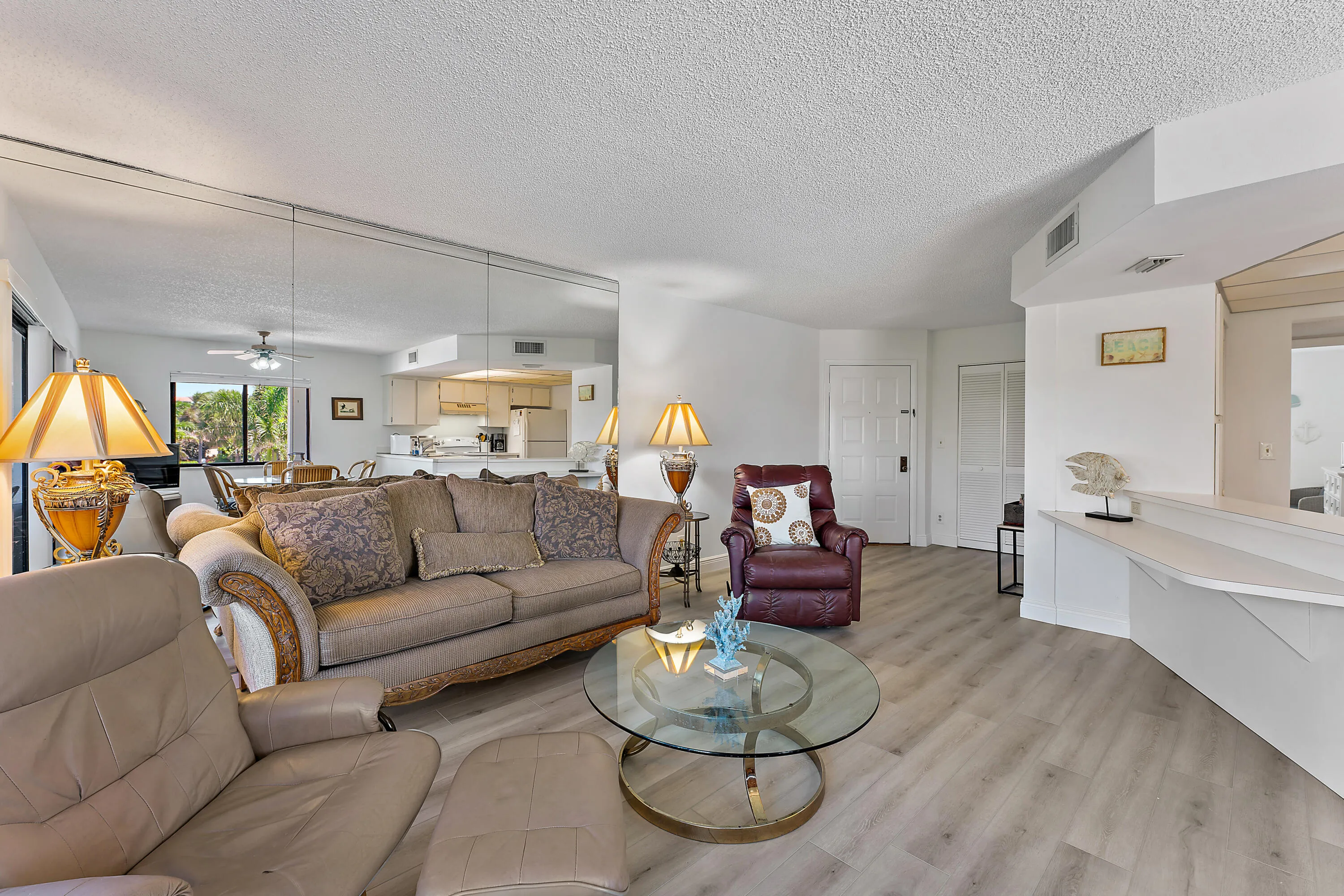 005-1605US1N-Jupiter-FL-FULL