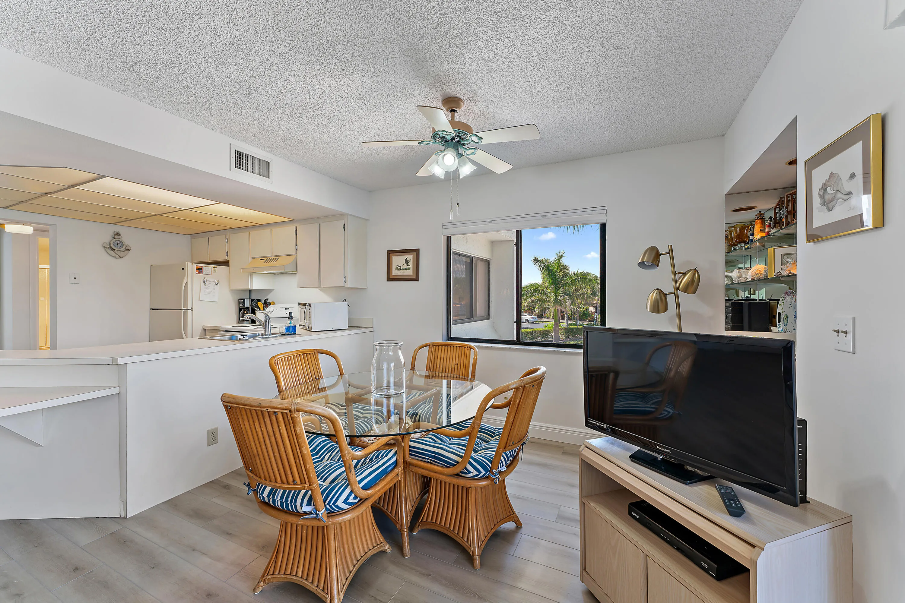 006-1605US1N-Jupiter-FL-FULL