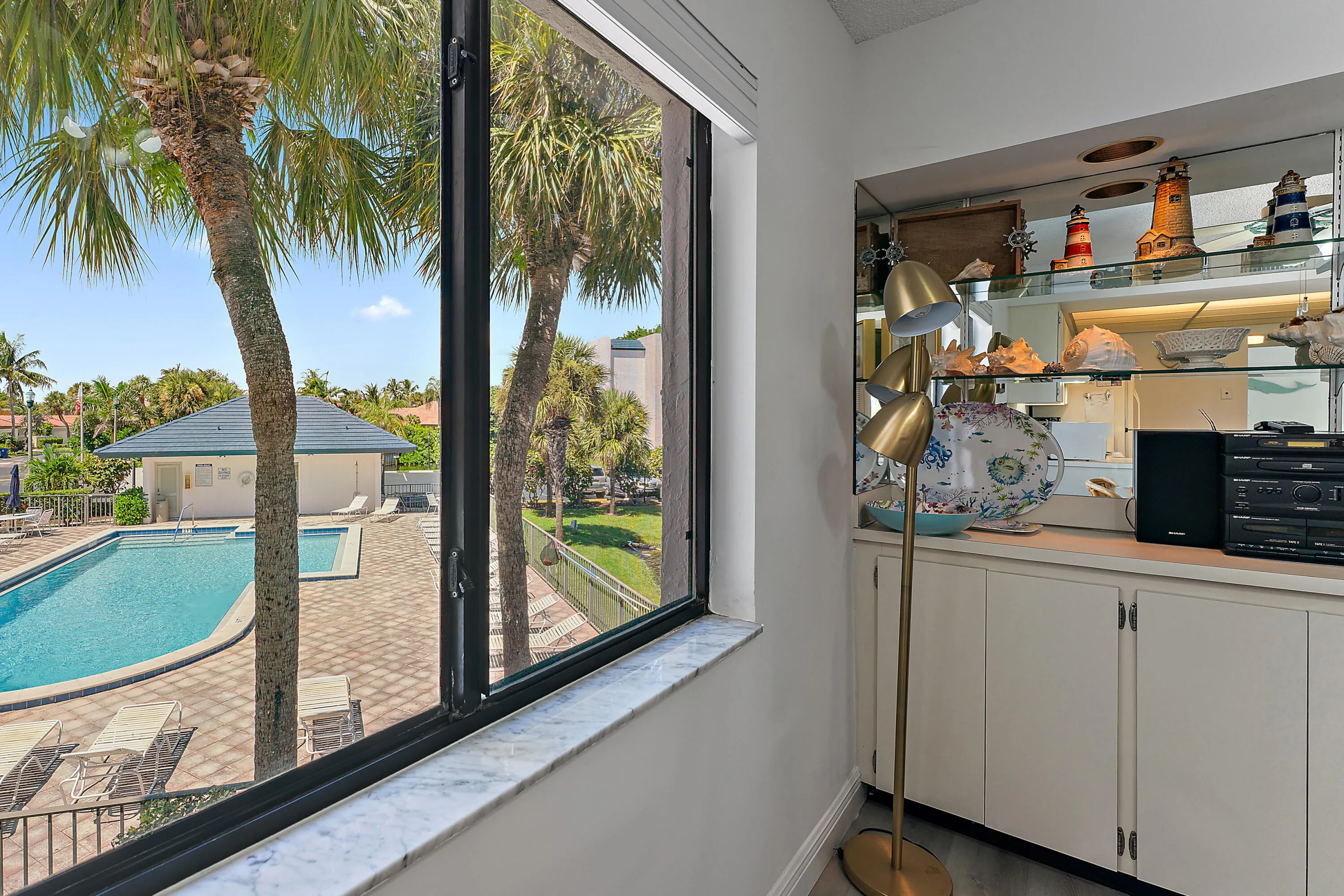 008-1605US1N-Jupiter-FL-FULL