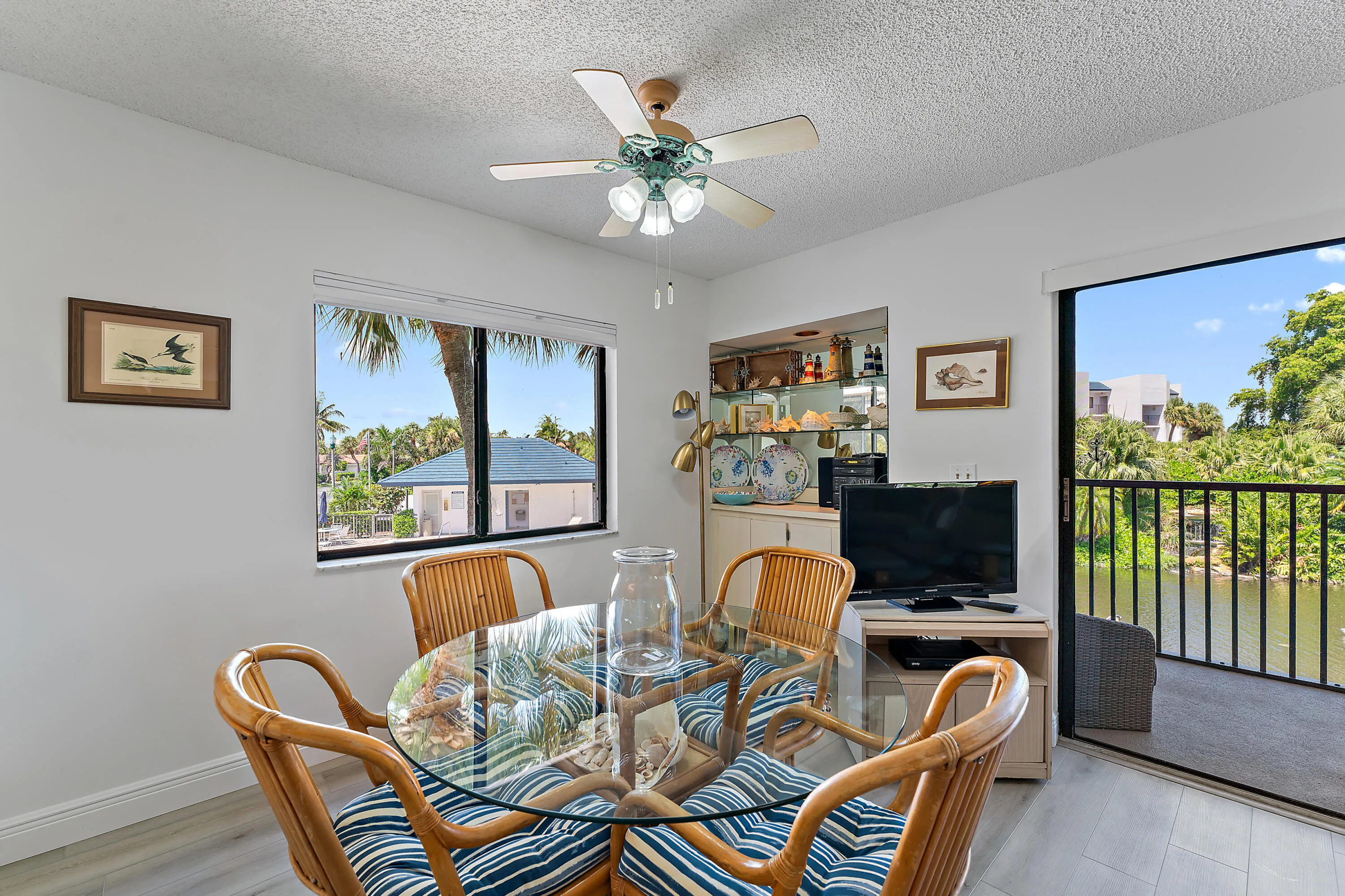 007-1605US1N-Jupiter-FL-FULL