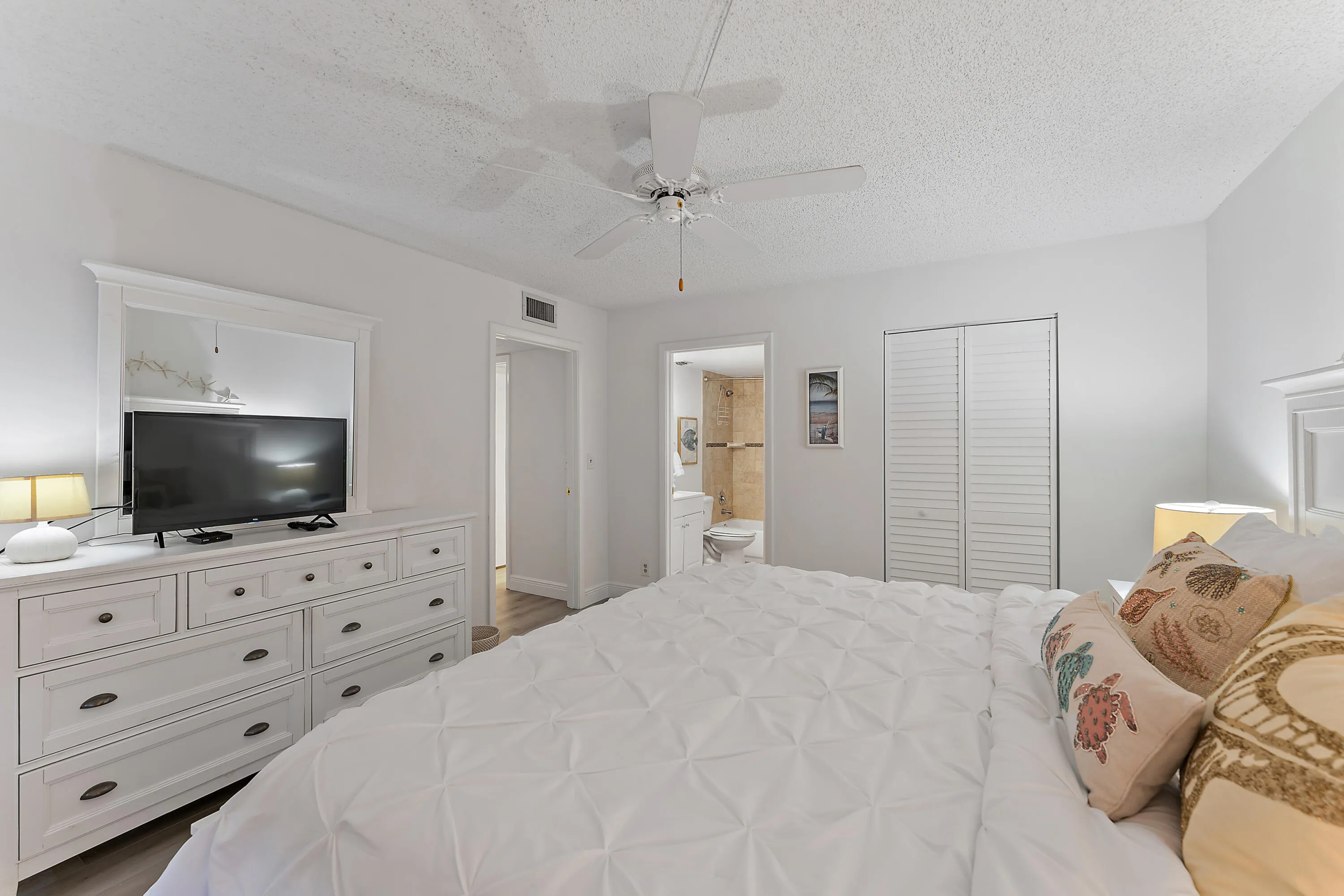 025-1605US1N-Jupiter-FL-FULL