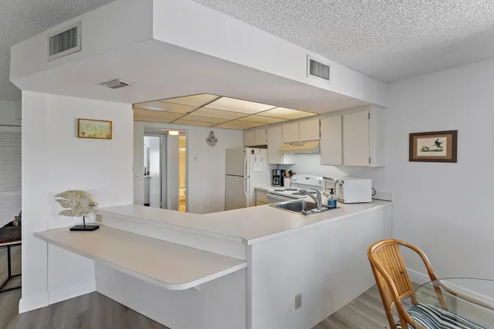 012-1605US1N-Jupiter-FL-FULL