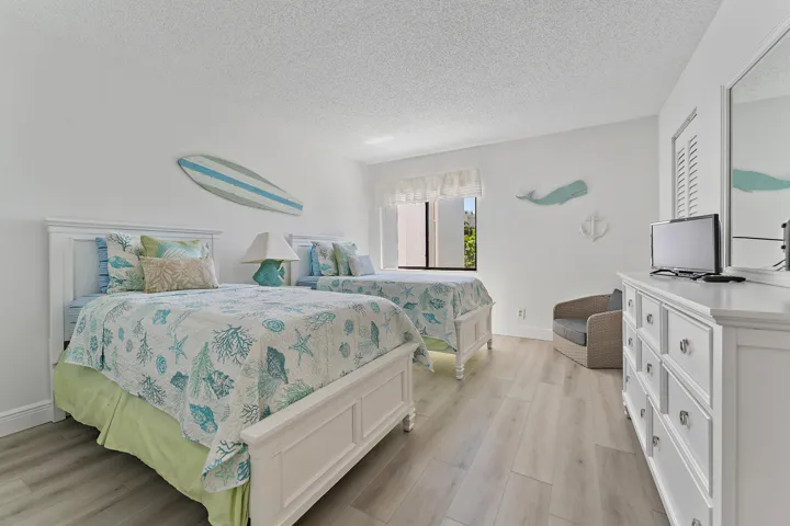 017-1605US1N-Jupiter-FL-FULL