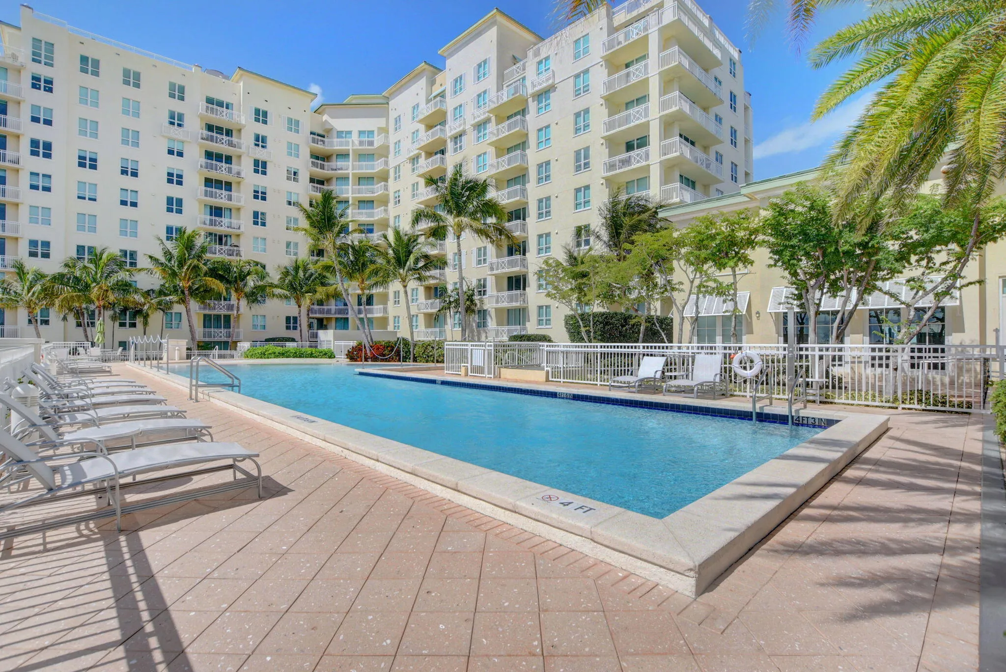 Beach entry pool