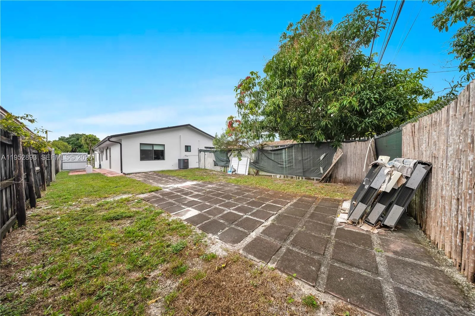 Property photo 33