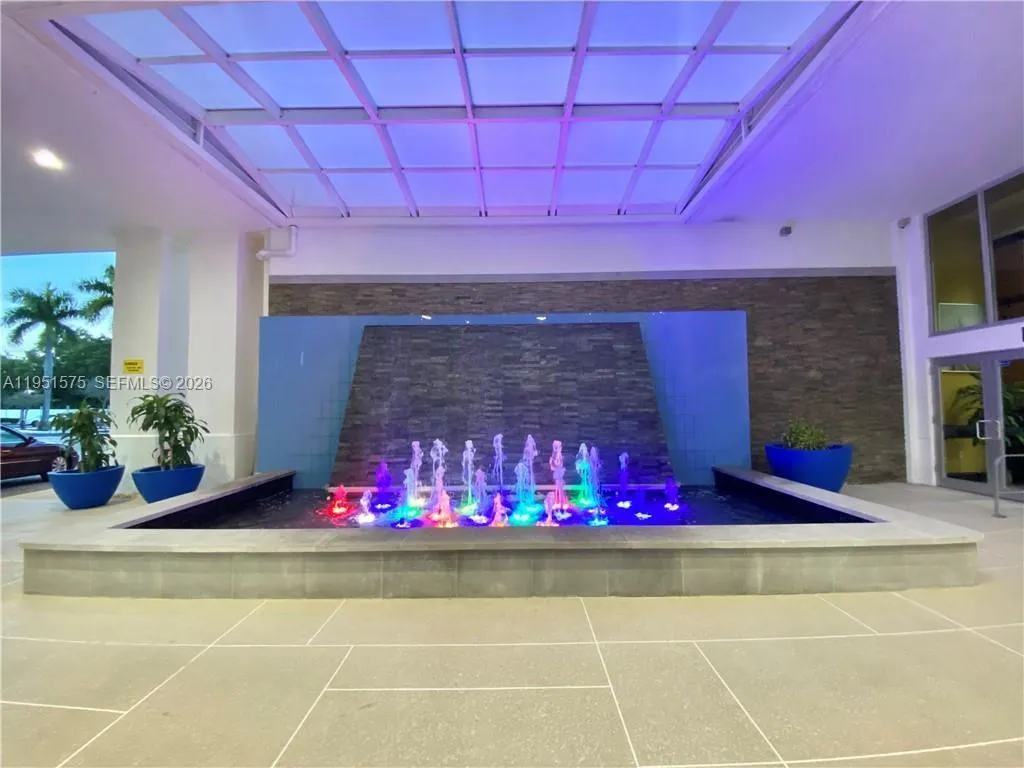Kingspoint Clubhouse
