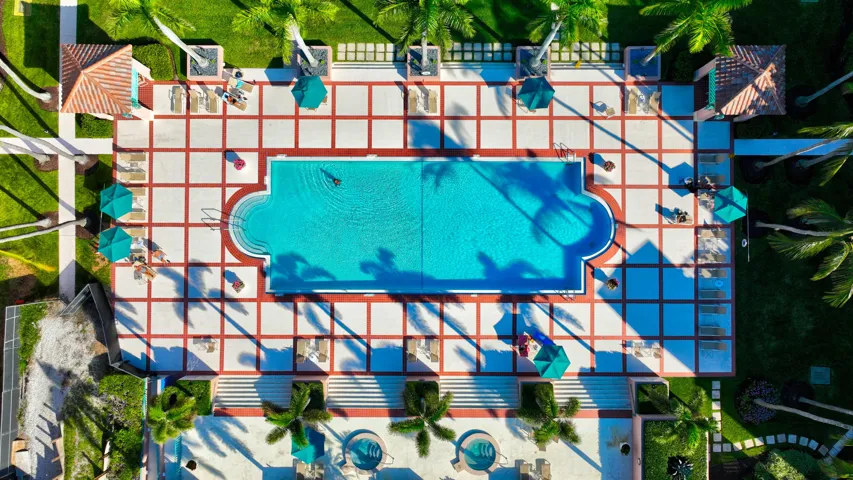31 - Community Pool