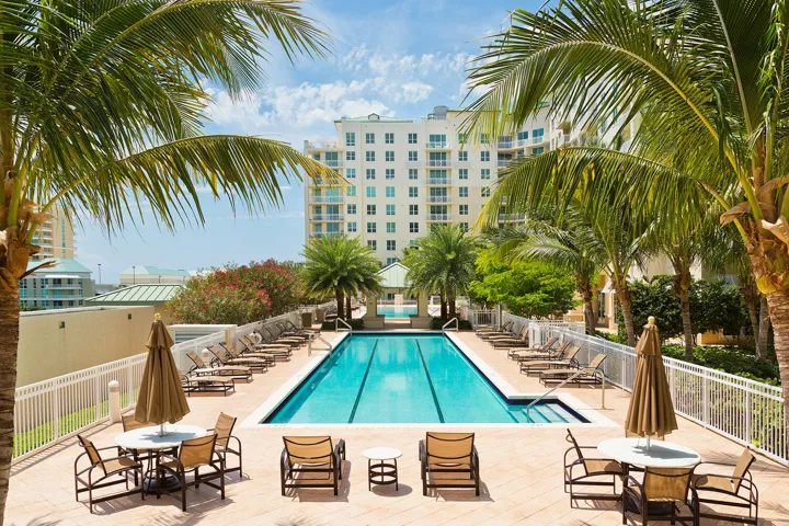 29_PoolArea1