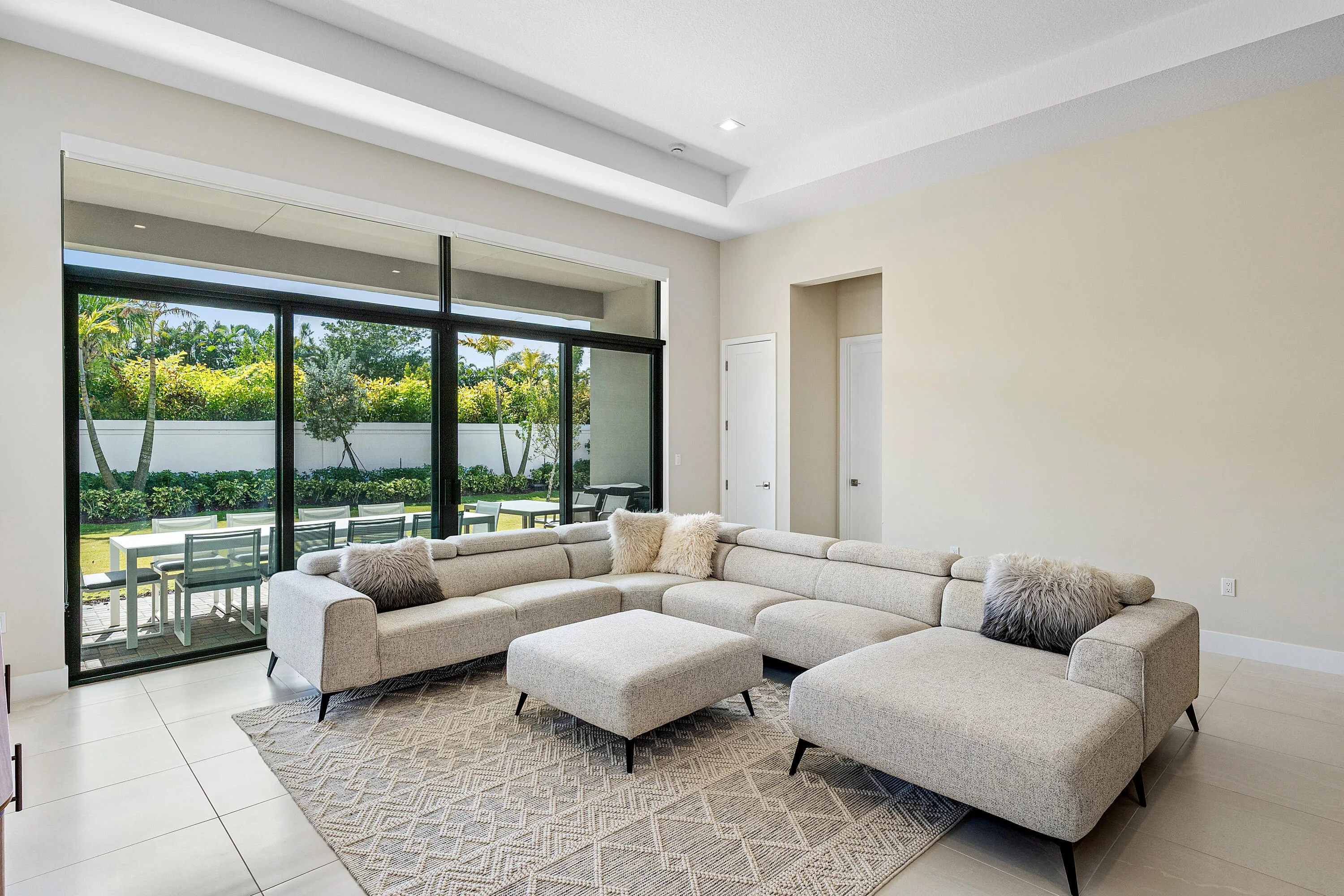 019-9212SilverMarshLane-BocaRaton-FL-334