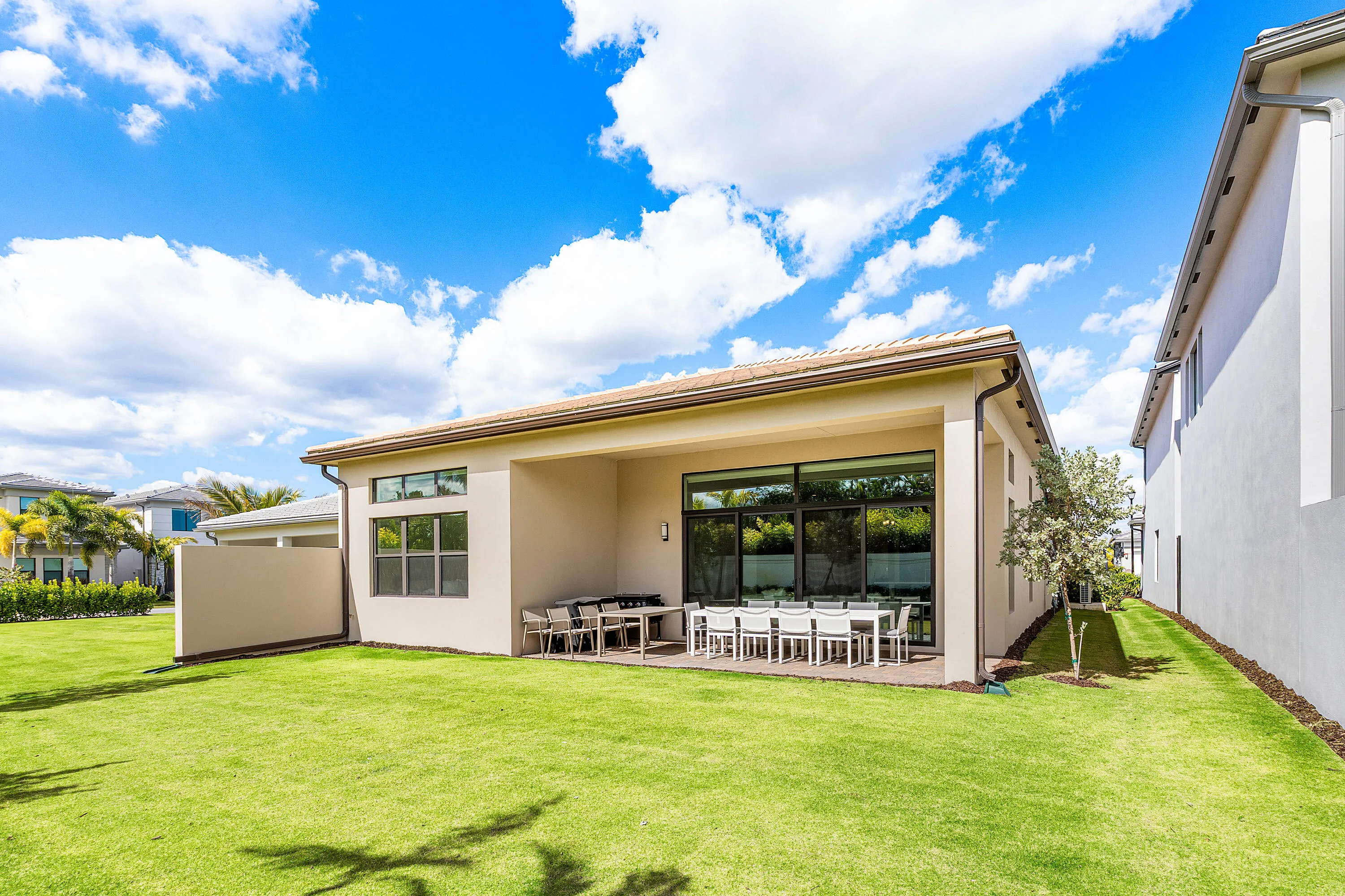 039-9212SilverMarshLane-BocaRaton-FL-334