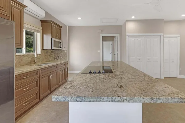 Renovated, spacious kitchen