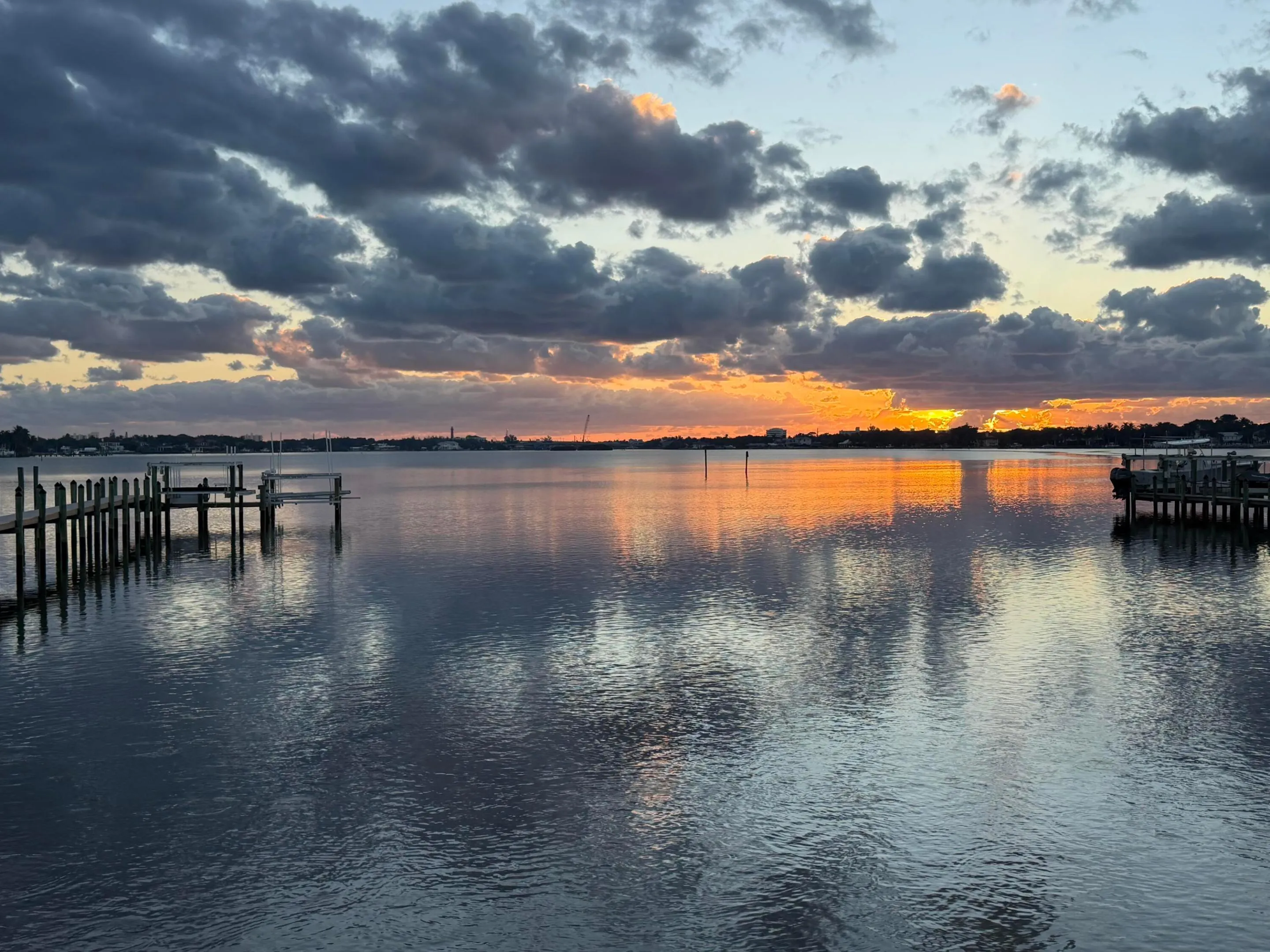 5211 Pennock Point