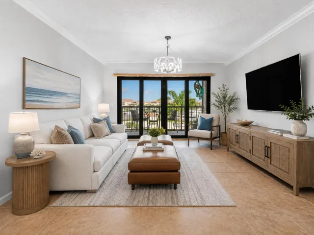 The furniture shown in the photos is virtually staged.