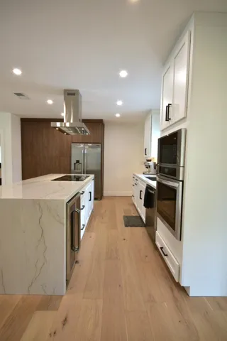 1000067412