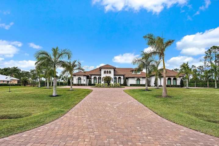 7848 Saddlebrook Dr-62