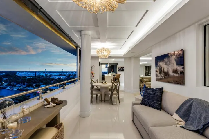mls_SUNROOM_STRAIGHT_2