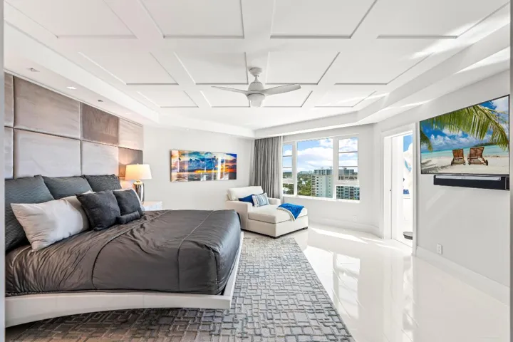 mls_PRIMARY_BEDROOM_STRAIGHT_DT