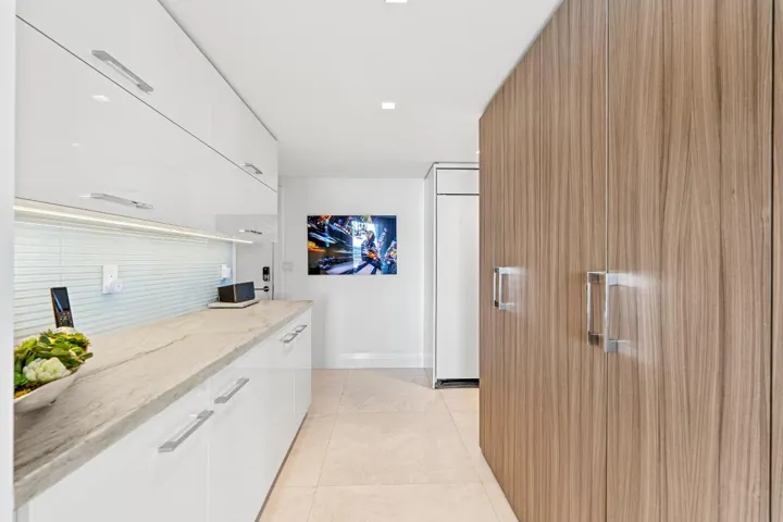 mls_BUTLERS_PANTRY_DT