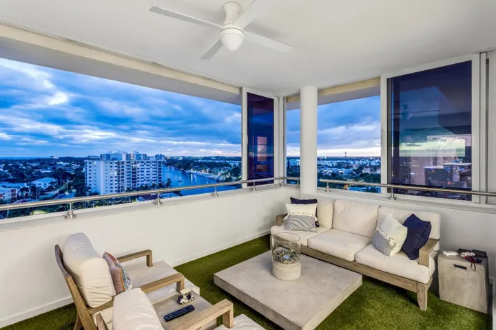 mls_BALCONY_SEATING_EB