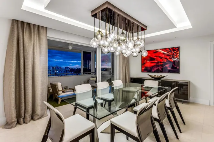 mls_DINING_TO_VIEW_EB