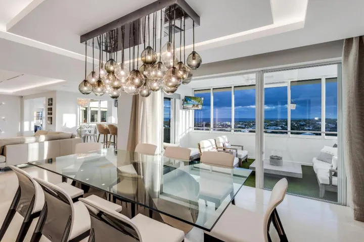 mls_DINING_TO_SUNROOM_EB