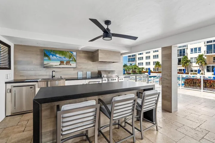 mls_SUMMER_KITCHEN_DT