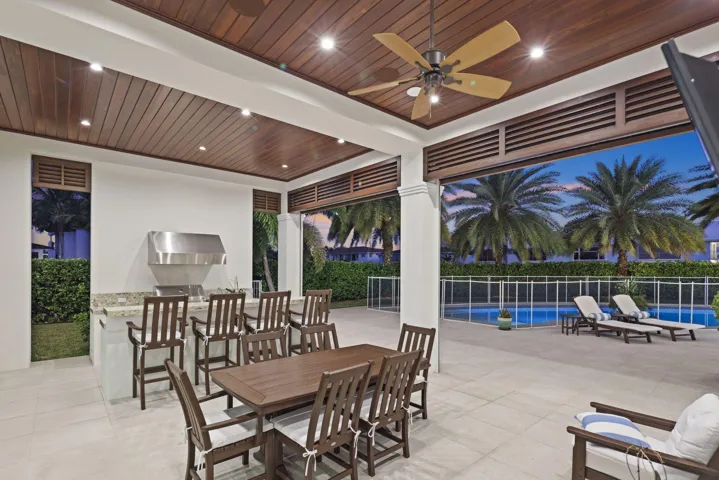 3700 Northeast 24th Ave - 94.jpg-SMALL
