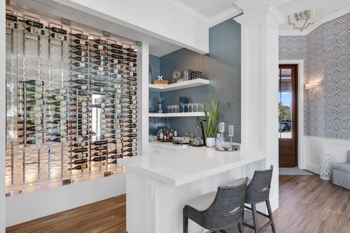 3700 Northeast 24th Ave - 14.jpg-SMALL