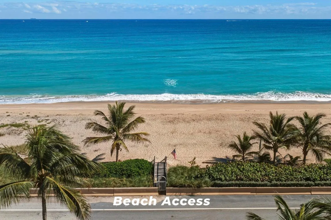 Private (to 127 Oceanview) 62' Beach lot
