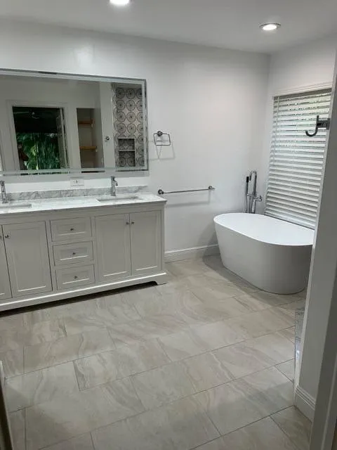 Main Bath