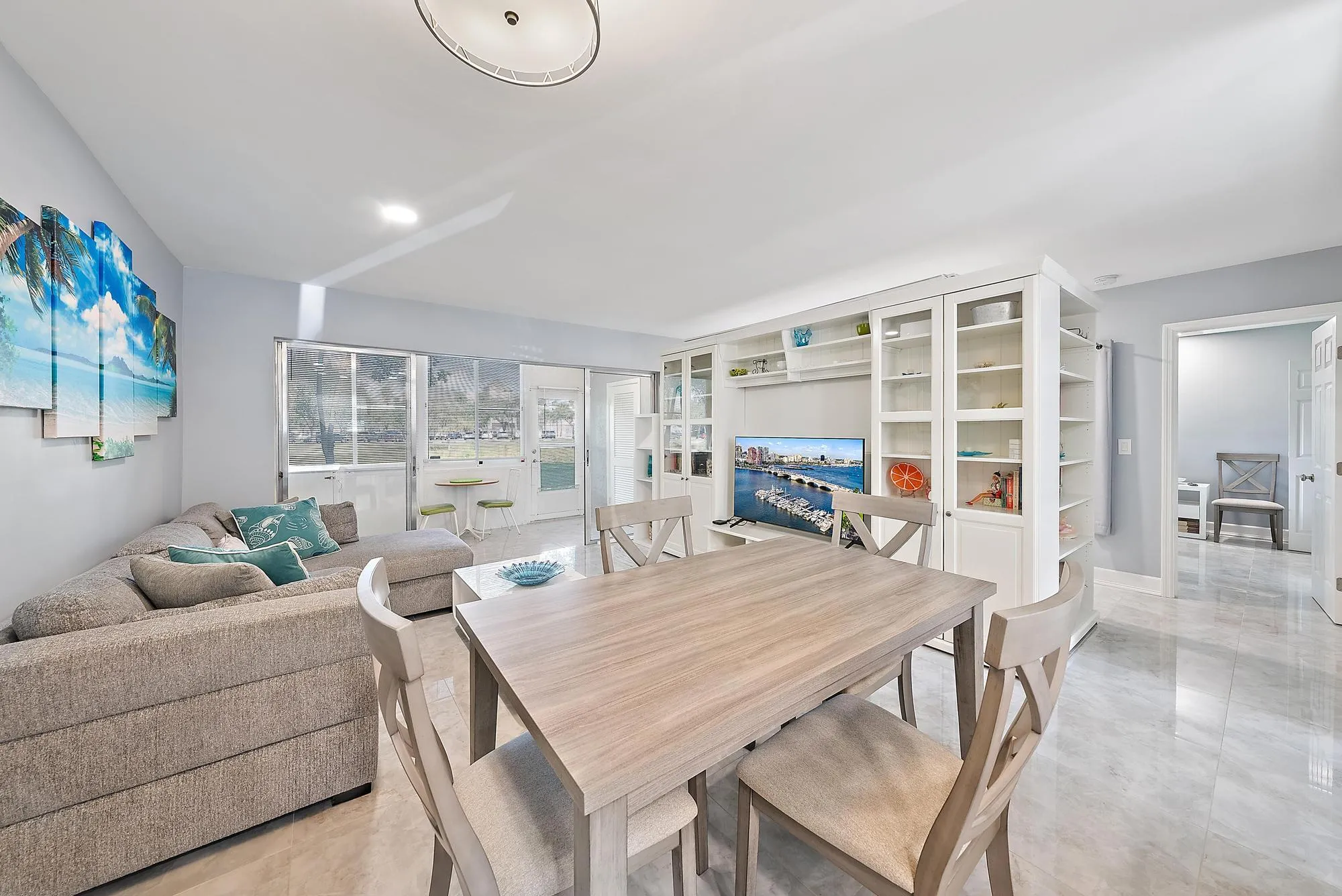 Beautifully maintained Aruba model