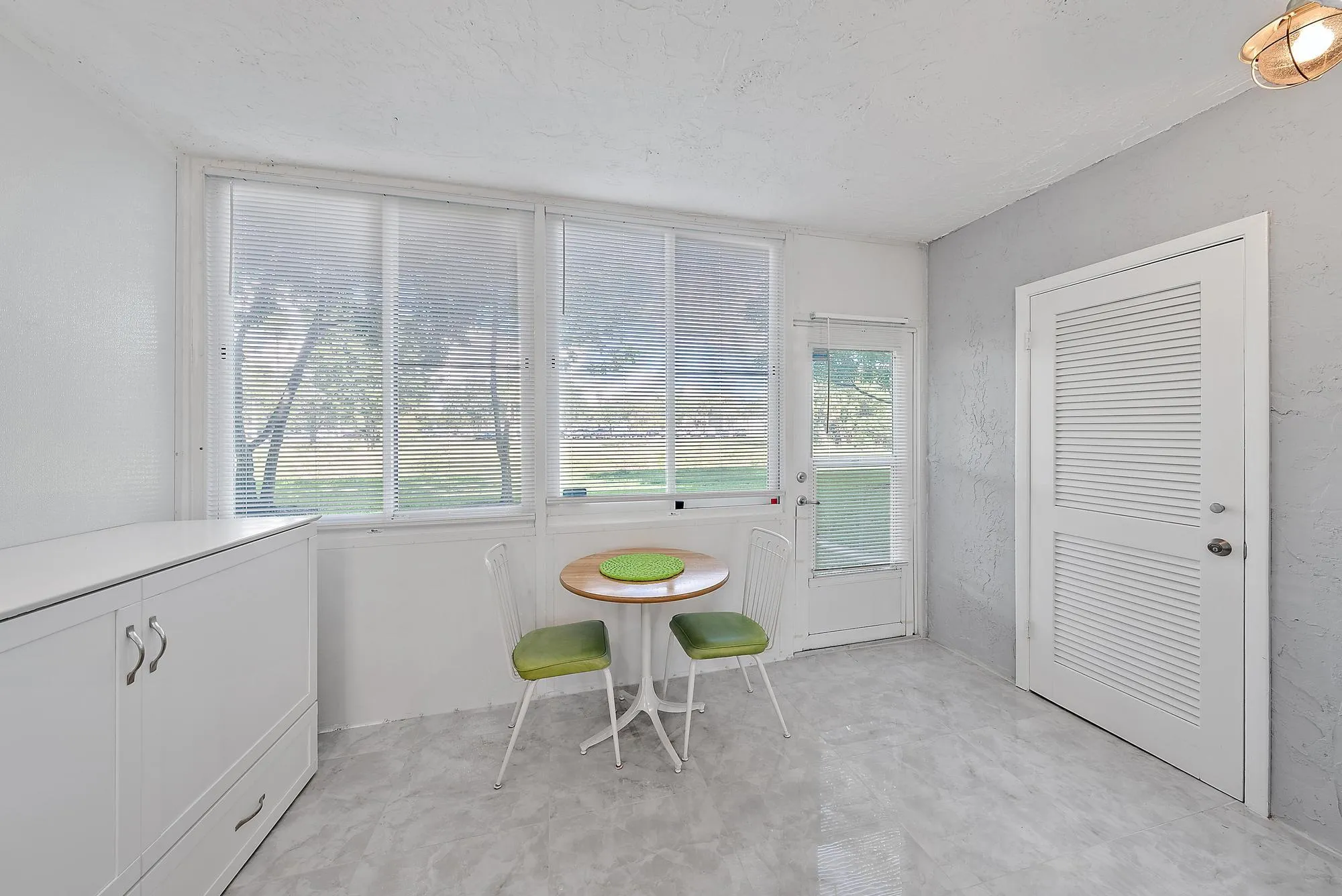 Enclosed windowed terrace