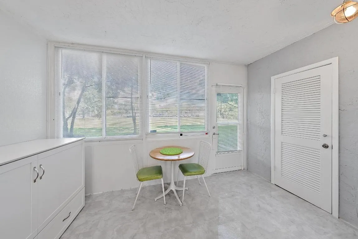 Enclosed windowed terrace