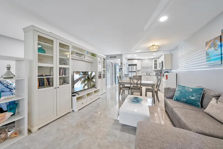 Delightful 1-bedroom, 1.5-bathroom condo