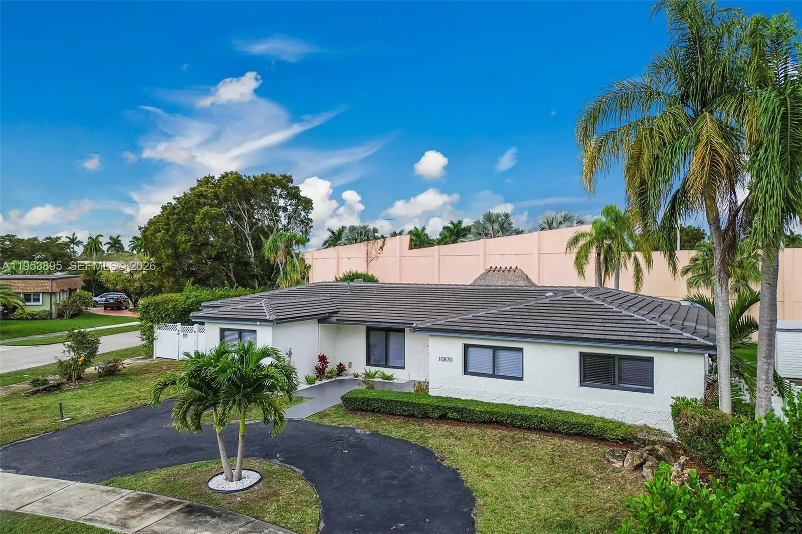 Property photo 37