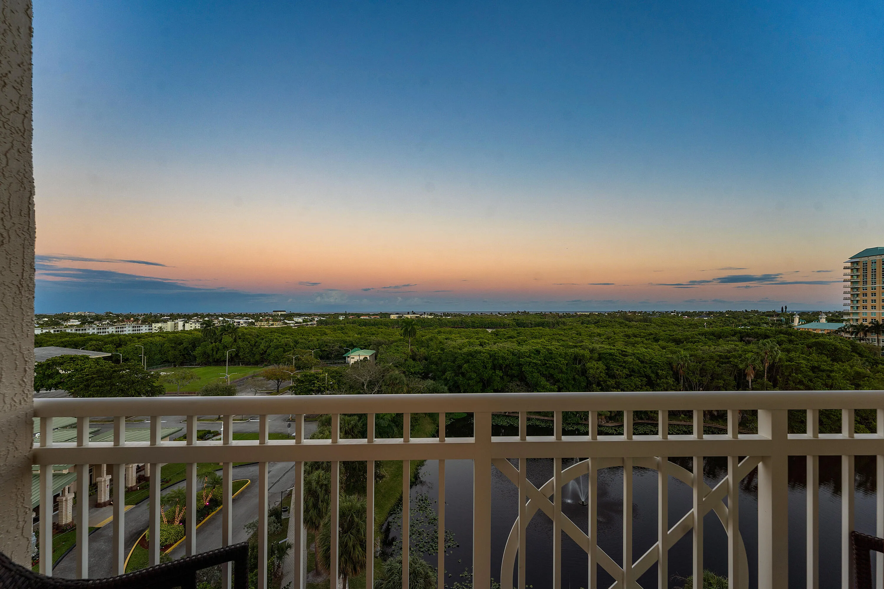 050-450NorthFederalHighway-711-BoyntonBe