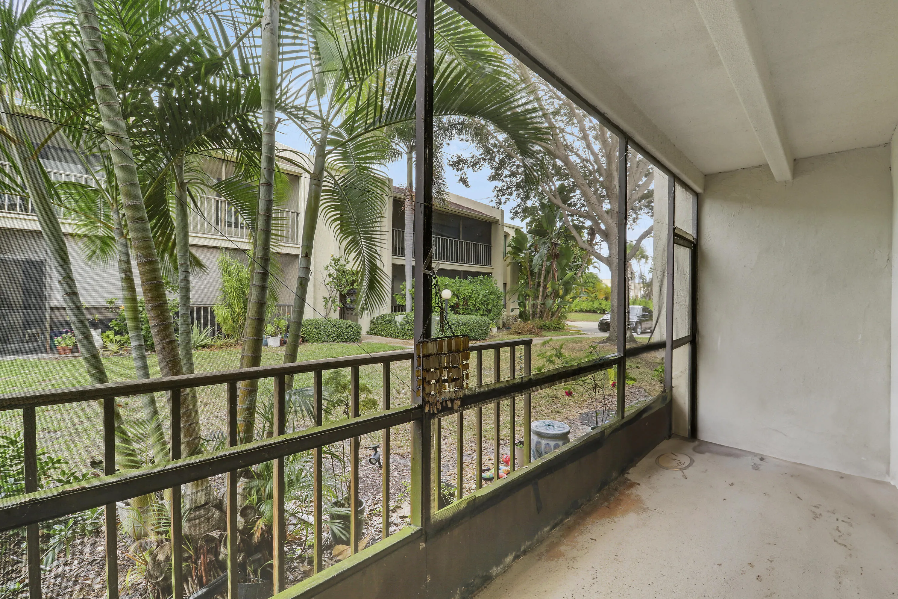 Screened Patio