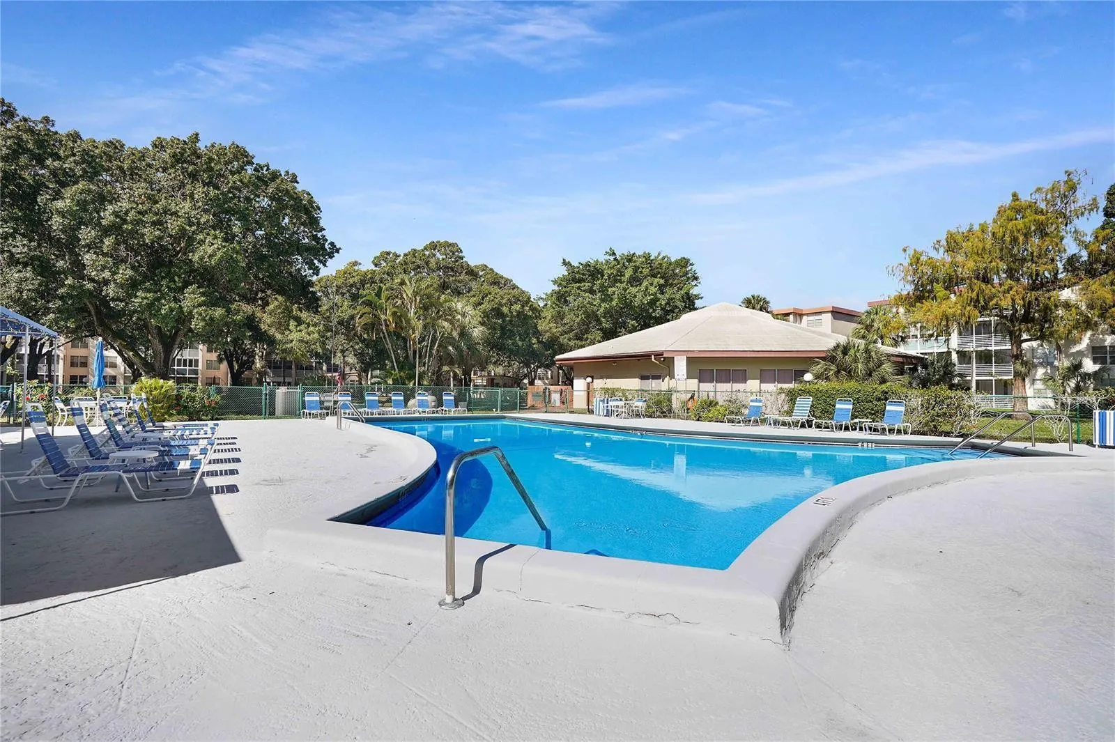 pool