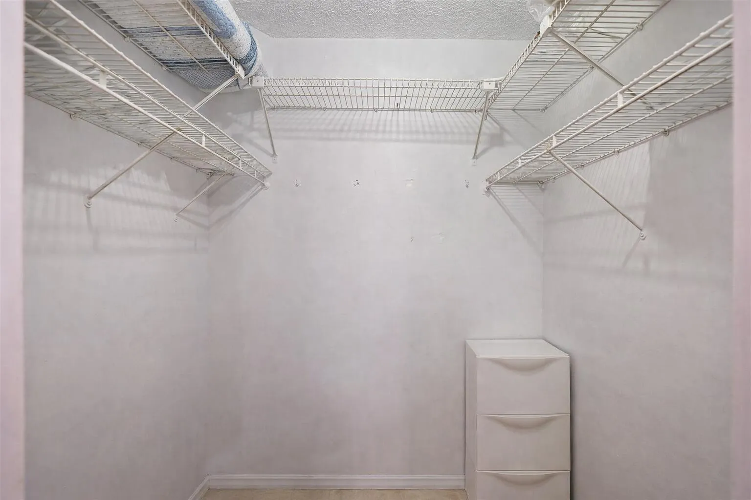 walk in closet