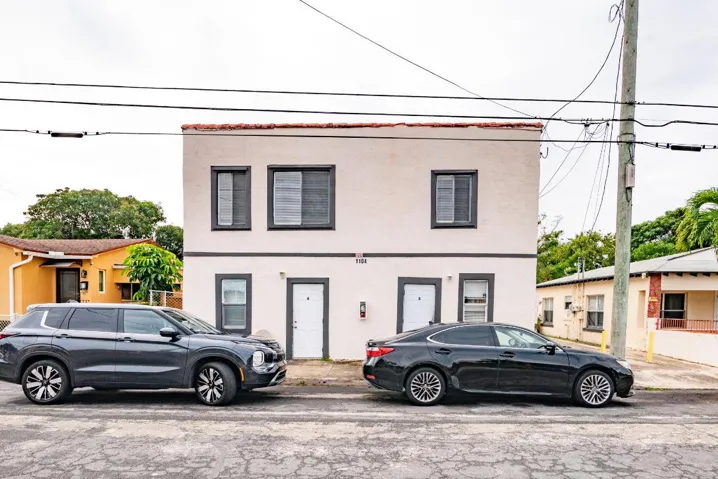 Clark-1104 22nd Street C-019