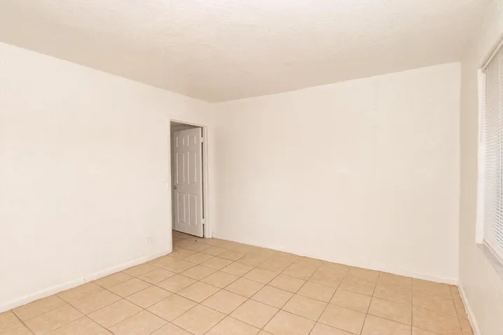  Clark-1104 22nd Street C-012