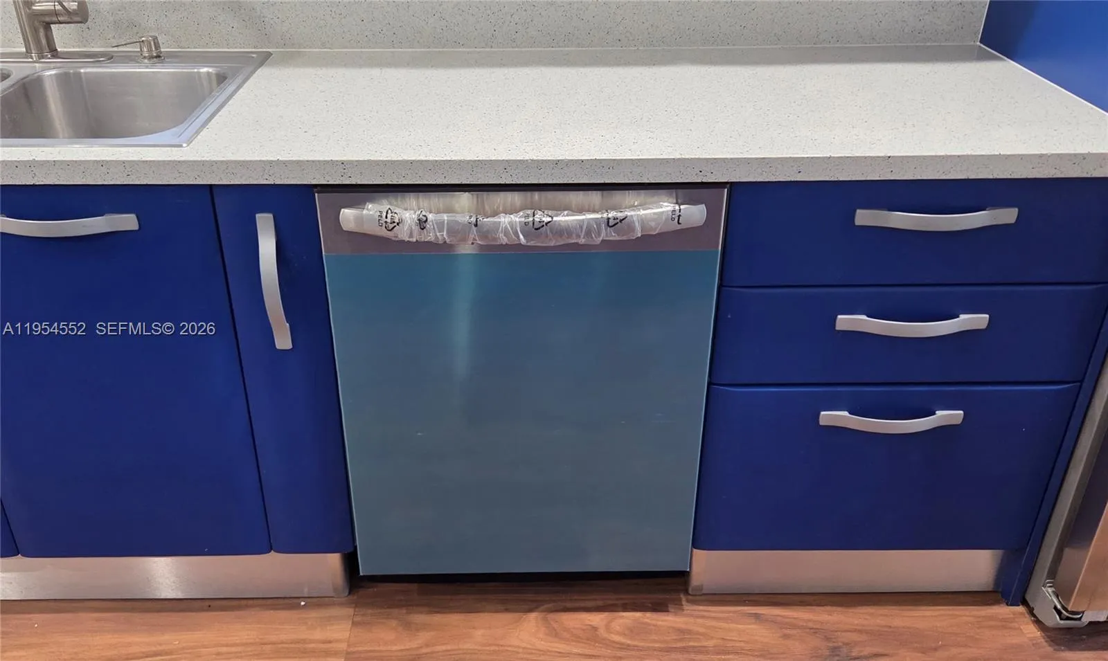 New Kitchen Aid Dishwasher