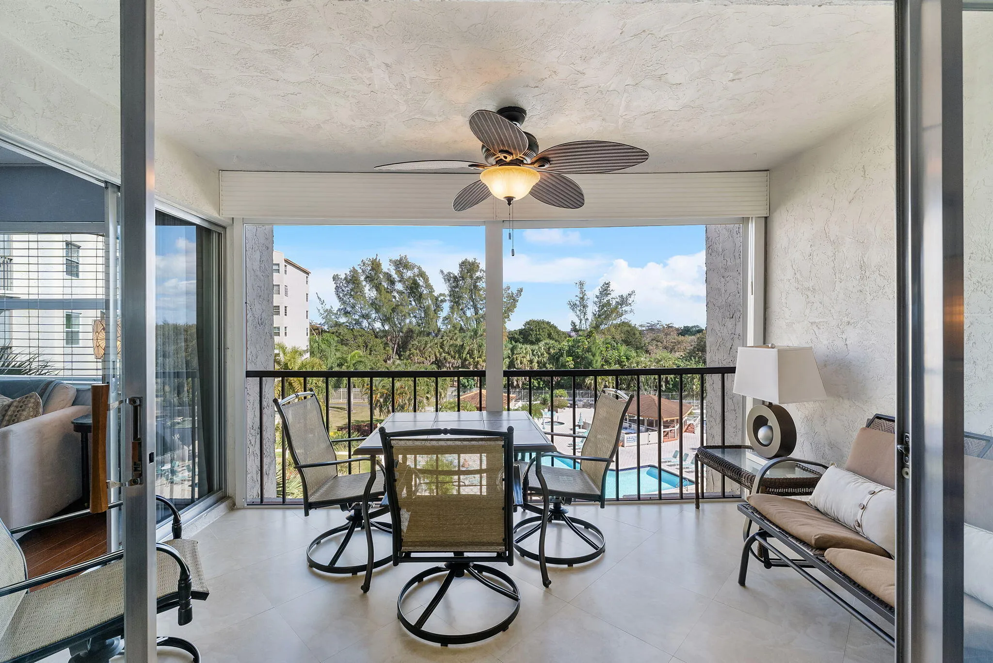 Screened Balcony