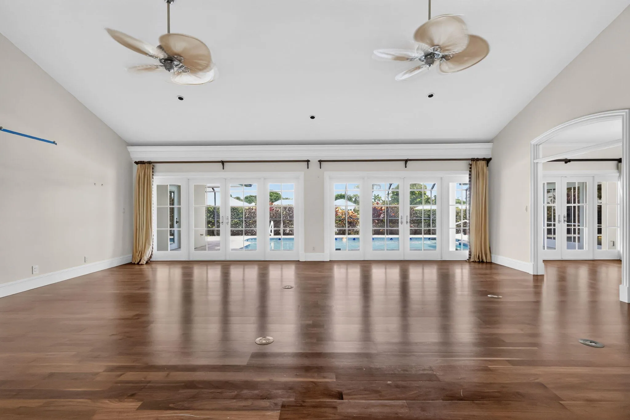 Primary​​‌​​​​‌​​‌‌​‌‌​​​‌‌​‌​‌​‌​​​‌​​ bedroom