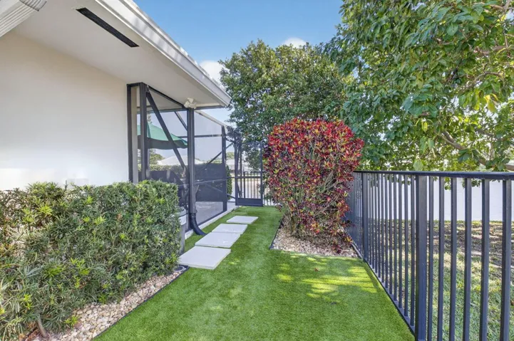 Side yard